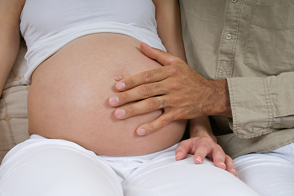 怀孕期间可以经常摸肚子吗_有什么危害